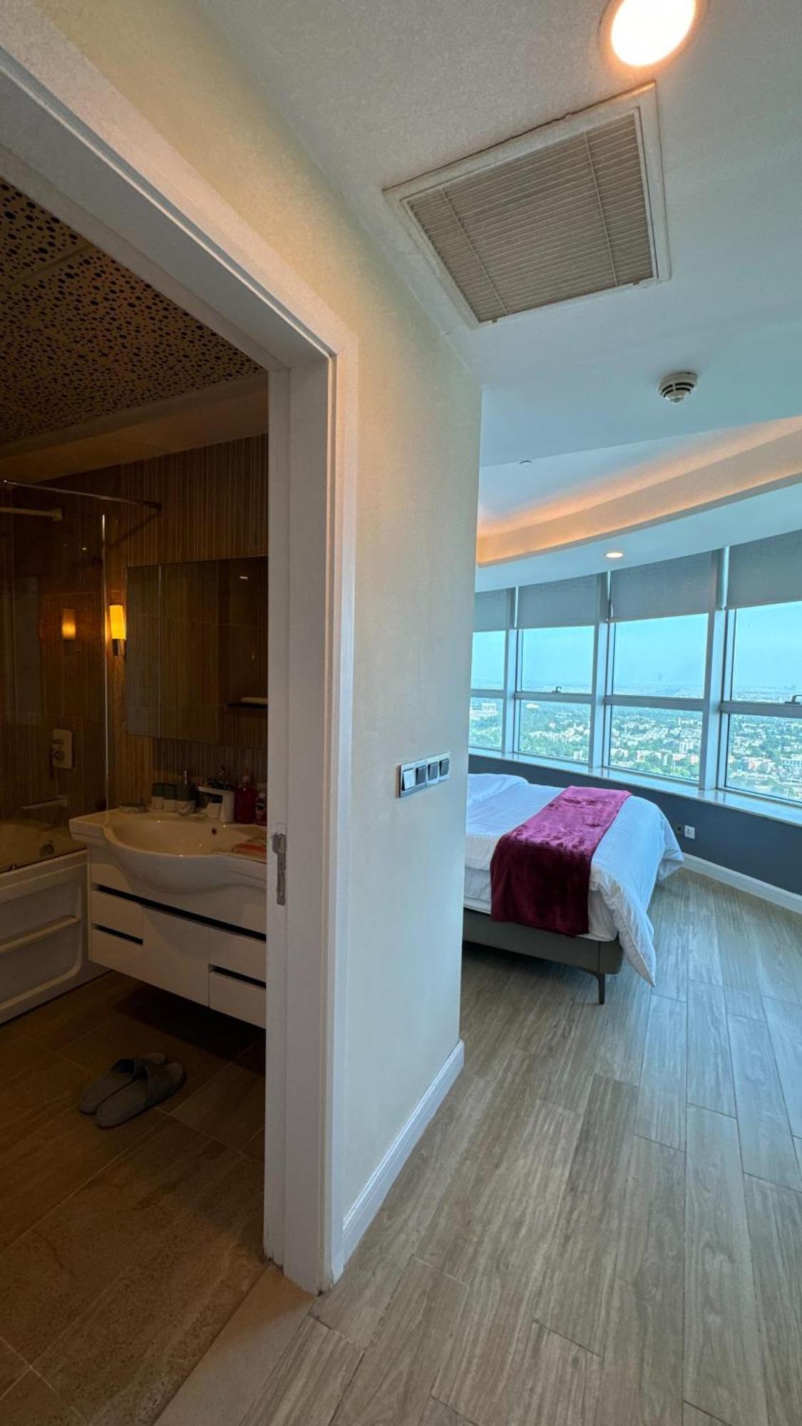 Centaurus Apartment City View Three Beds Islamabad Bagian luar foto
