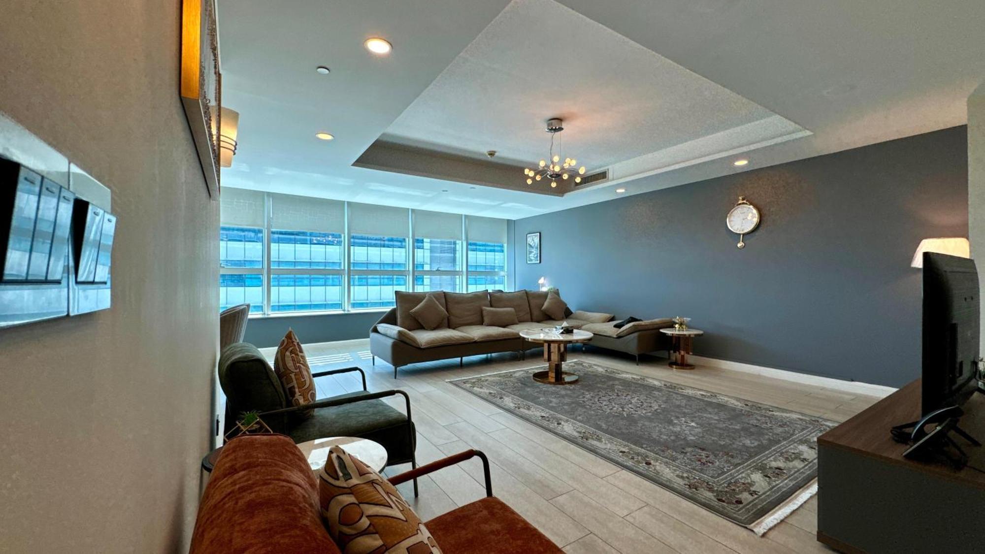 Centaurus Apartment City View Three Beds Islamabad Bagian luar foto